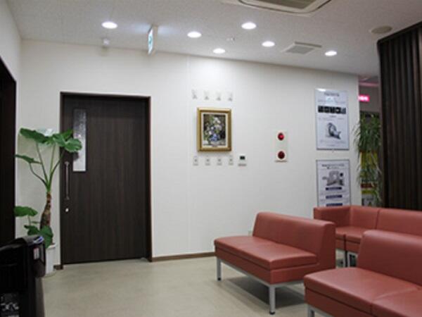 とみた脳神経クリニック（パート）の准看護師求人メイン写真3