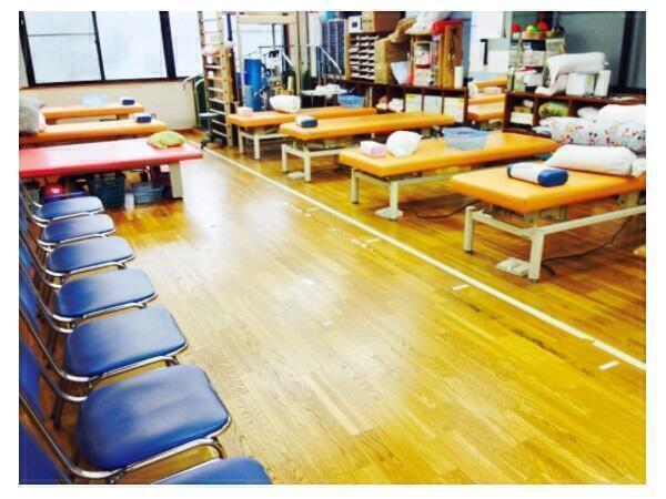 たまメディカルリハビリテーションクリニック（常勤）の看護師求人メイン写真3