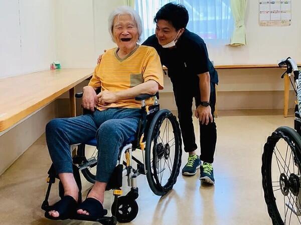 住宅型有料老人ホーム リ・エール四宮（常勤）の介護福祉士求人メイン写真3