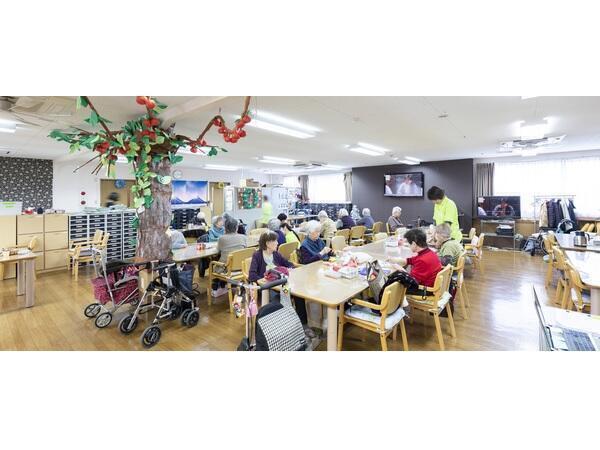 医）和光会　あっとほーむ城東デイサービスセンター（常勤）の介護福祉士求人メイン写真2