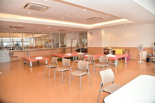 尾張温泉かにえ病院（常勤）の理学療法士求人メイン写真3