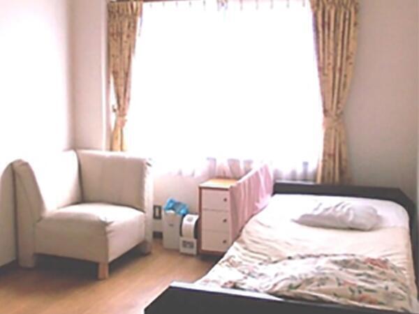 ガーデンコート幕張（契約社員）の介護福祉士求人メイン写真3