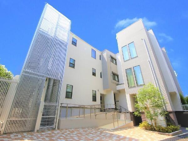 グループホームちいさな手若葉の丘横浜こうなん（常勤）の介護職求人の写真