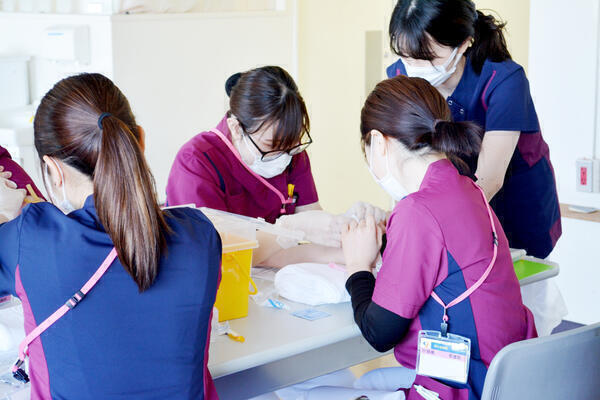 南大和病院(病棟/常勤)の看護師求人サブ写真1