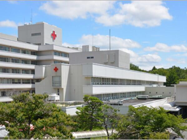 高槻赤十字病院（常勤）の看護師求人メイン写真1