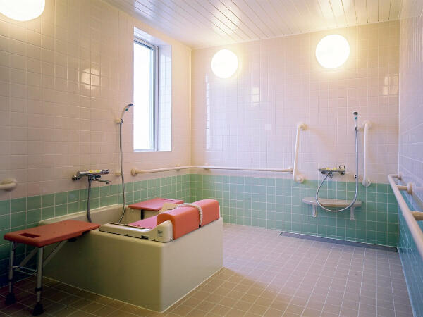 プラチナホーム鴨志田（パート）の介護福祉士求人メイン写真4