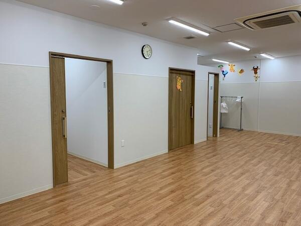 アイリスクラブ浪速(常勤)の臨床心理士求人の写真