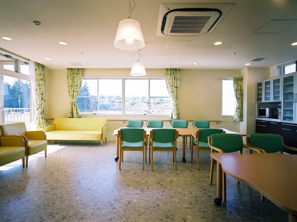 プラチナホーム鴨志田（パート）の介護福祉士求人メイン写真3