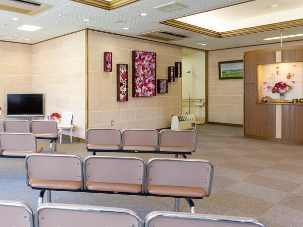 新田外科胃腸科病院（契約社員/常勤）の看護師求人の写真