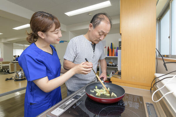 イムスリハビリテーションセンター東京葛飾病院（パート）の看護助手求人メイン写真4