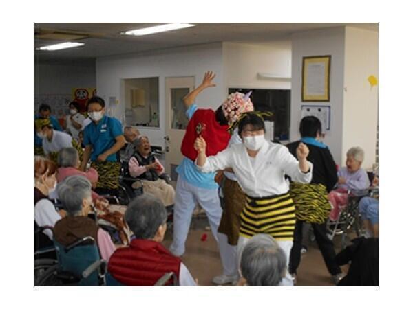 介護老人保健施設　ケアセンターきさらづ（パート）の介護福祉士求人メイン写真3