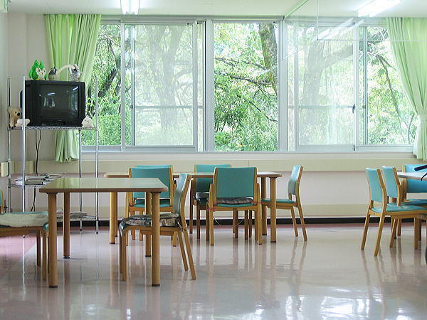 秋田東病院（病棟/常勤）の看護師求人メイン写真4