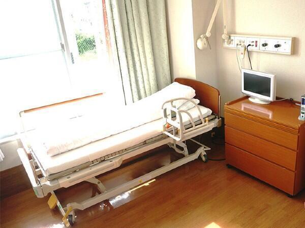 埼玉みさと総合リハビリテーション病院（常勤）の看護助手求人メイン写真3