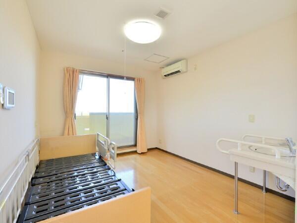 ロングライフあいこう燕（常勤）の介護職求人メイン写真3