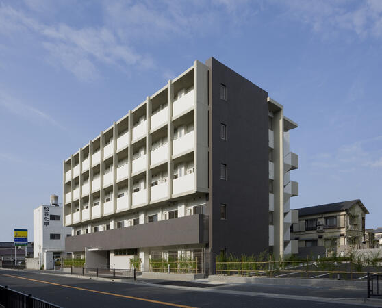 住宅型有料老人ホーム フィオレ・シニアレジデンス川西（パート）の介護職求人の写真