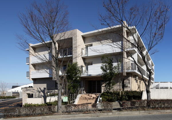 住宅型有料老人ホーム フィオレ・シニアレジデンス河内長野（常勤）の介護職求人の写真