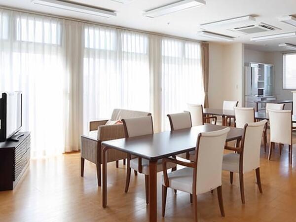 マザアスホームだんらん柏・増尾台（パート）の介護職求人メイン写真2