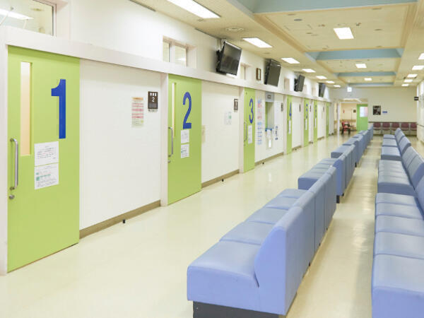 埼玉慈恵病院（常勤）の看護助手求人メイン写真2