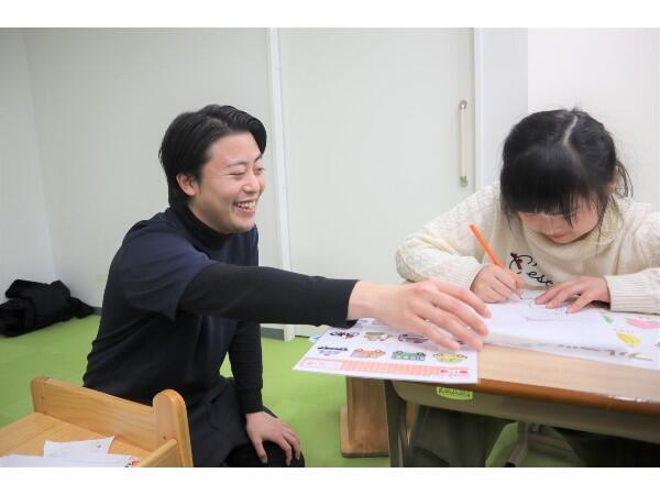 ドットジュニア（放課後等デイサービス・児童発達支援）幕張第1教室（心理職員/正社員/契約社員）の臨床心理士求人メイン写真4
