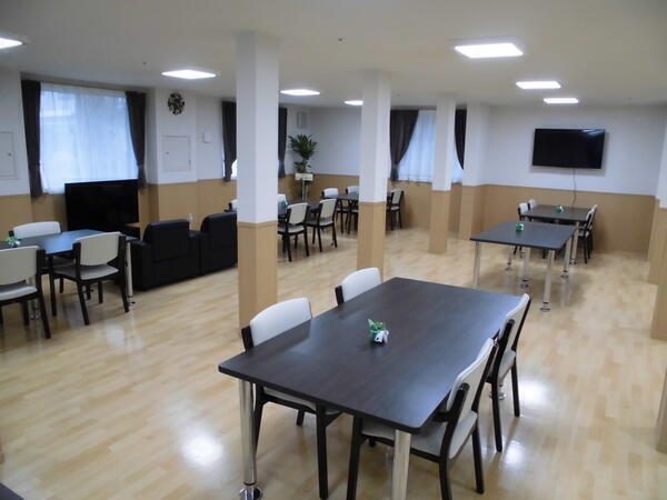 サ高住 フィオレ・シニアレジデンス東淀川（常勤）の介護職求人メイン写真4