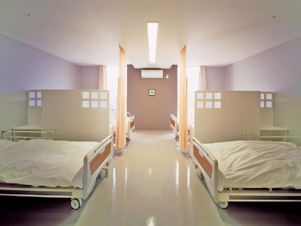 公益財団法人 紫雲会 横浜病院（病棟/常勤）の看護師求人メイン写真2