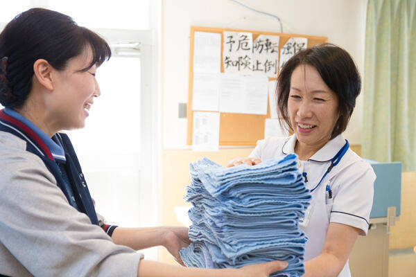 介護老人保健施設 ケアセンターなごみ（パート）の介護福祉士求人メイン写真4