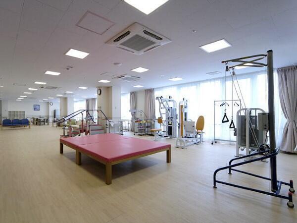 介護老人保健施設ファイン新横浜（常勤/通所リハビリ）の介護職求人メイン写真4