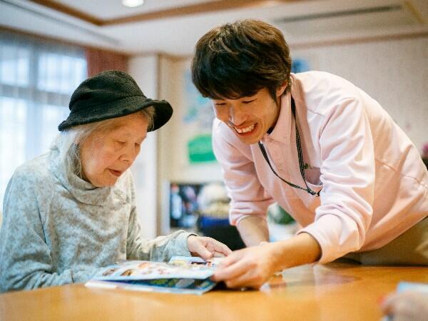 特別養護老人ホーム ひらかた聖徳園（常勤）の介護福祉士求人メイン写真2