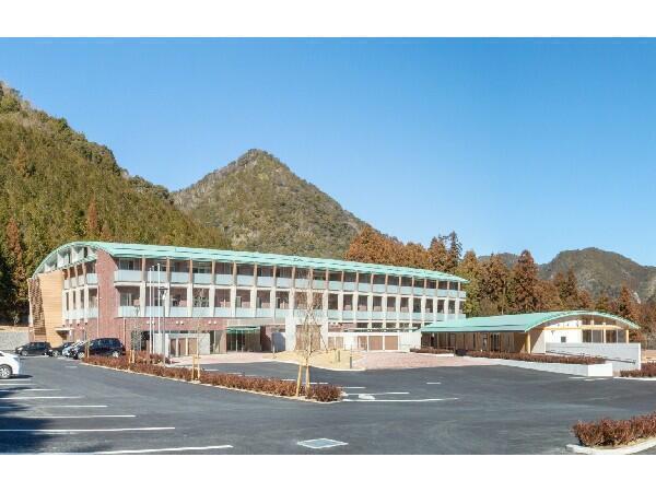 特別養護老人ホーム翠華の里（パート）の介護職求人の写真