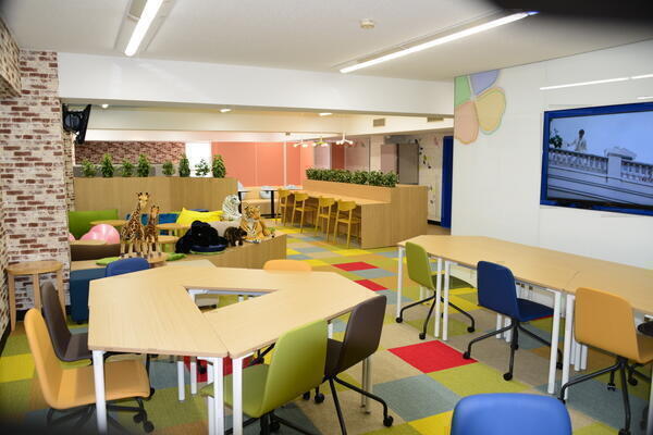 EPファーマライン/コールセンター（医療機器メーカー/常勤）の臨床検査技師求人サブ写真1