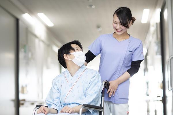 済生会熊本病院（パート）の介護職求人メイン写真2