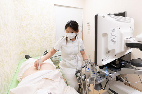 柏健診クリニック（常勤）の臨床検査技師求人メイン写真2