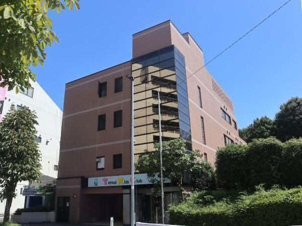 天才キッズクラブ 新百合ヶ丘駅園（常勤）の保育士求人メイン写真2