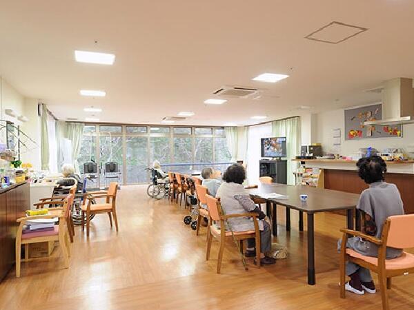 ショートステイ矢橋（常勤）の介護福祉士求人メイン写真2