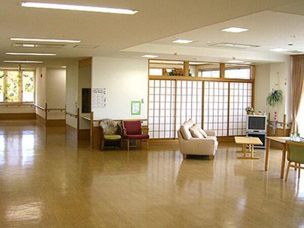 仙台ロイヤルケアセンター（常勤）の介護福祉士求人メイン写真3