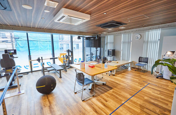 ふくろうクリニック等々力・自由が丘（フルタイムパート）の送迎ドライバー求人の写真