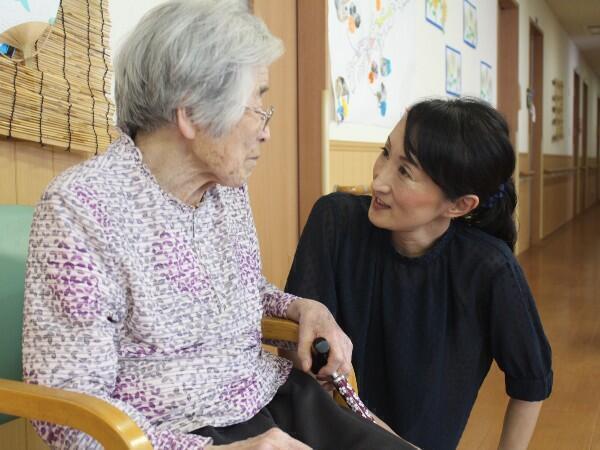 洛和グループホーム八幡橋本（パート）の介護福祉士求人メイン写真2