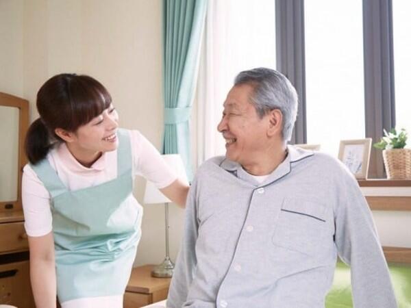 東川崎高齢者ケアセンター真愛（パート） の介護福祉士求人メイン写真1