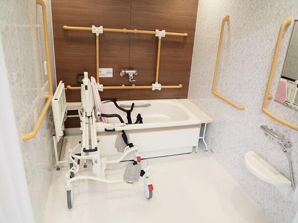 介護老人保健施設かにえ（パート）の介護職求人メイン写真3