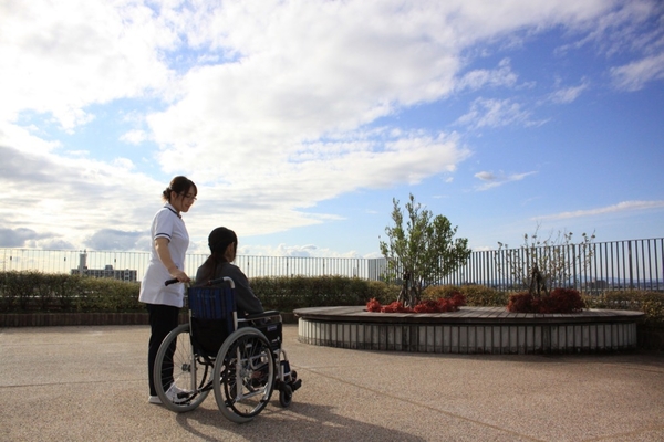 訪問看護ステーション　ナース栄公（常勤）の看護師求人の写真