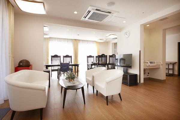 ロイヤルレジデンス新座（常勤）の介護福祉士求人サブ写真1