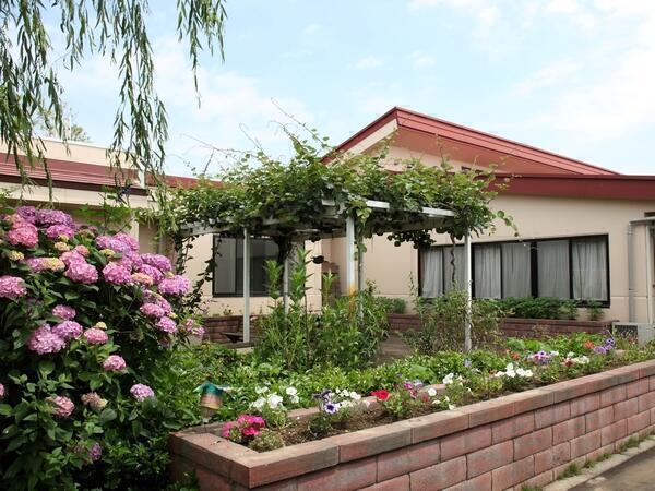 介護老人保健施設 しろかね（支援相談員/常勤）の社会福祉主事任用求人の写真