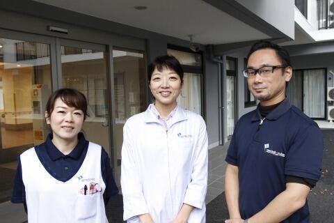 新横浜デンタルクリニック（訪問歯科助手 / 常勤）の介護職求人メイン写真2