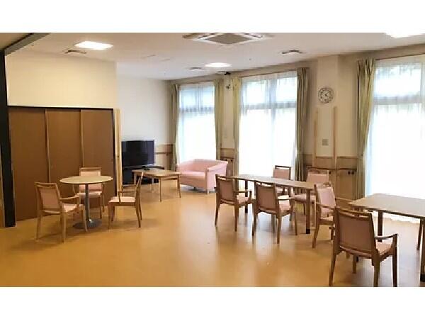 特別養護老人ホーム桜花苑（常勤）の看護師求人メイン写真2