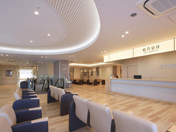 浅草病院（常勤）の看護助手求人メイン写真2