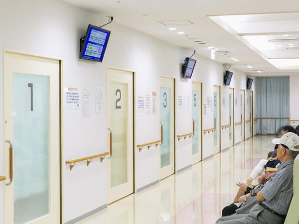 鎗田病院（常勤）の臨床検査技師求人メイン写真4