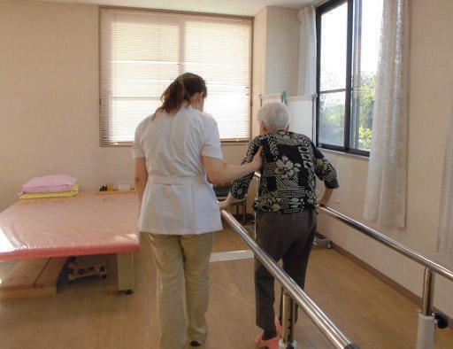 介護老人保健施設 ロマン（通所リハ/パート） の介護職求人メイン写真4