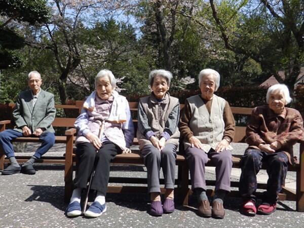 介護付有料老人ホーム さくらが丘（常勤）の介護福祉士求人メイン写真2