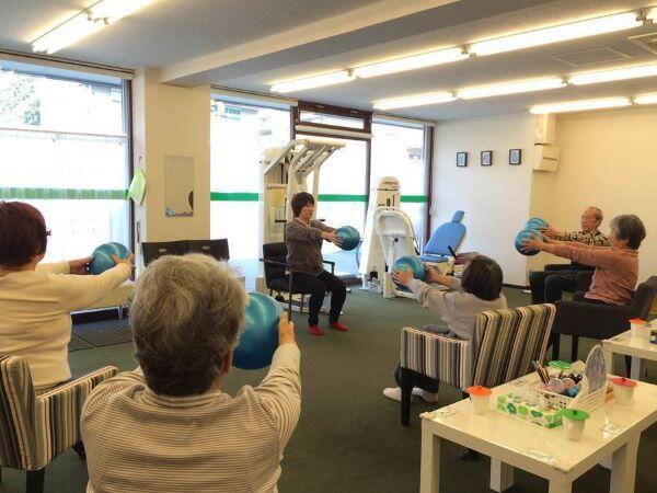 リハビリ特化型デイサービスfureai二俣川店（機能訓練指導員/常勤）の柔道整復師求人メイン写真3