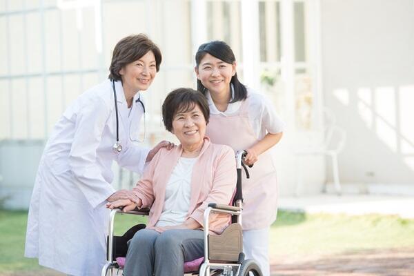 介護老人保健施設レストピア（常勤）の介護職求人メイン写真1